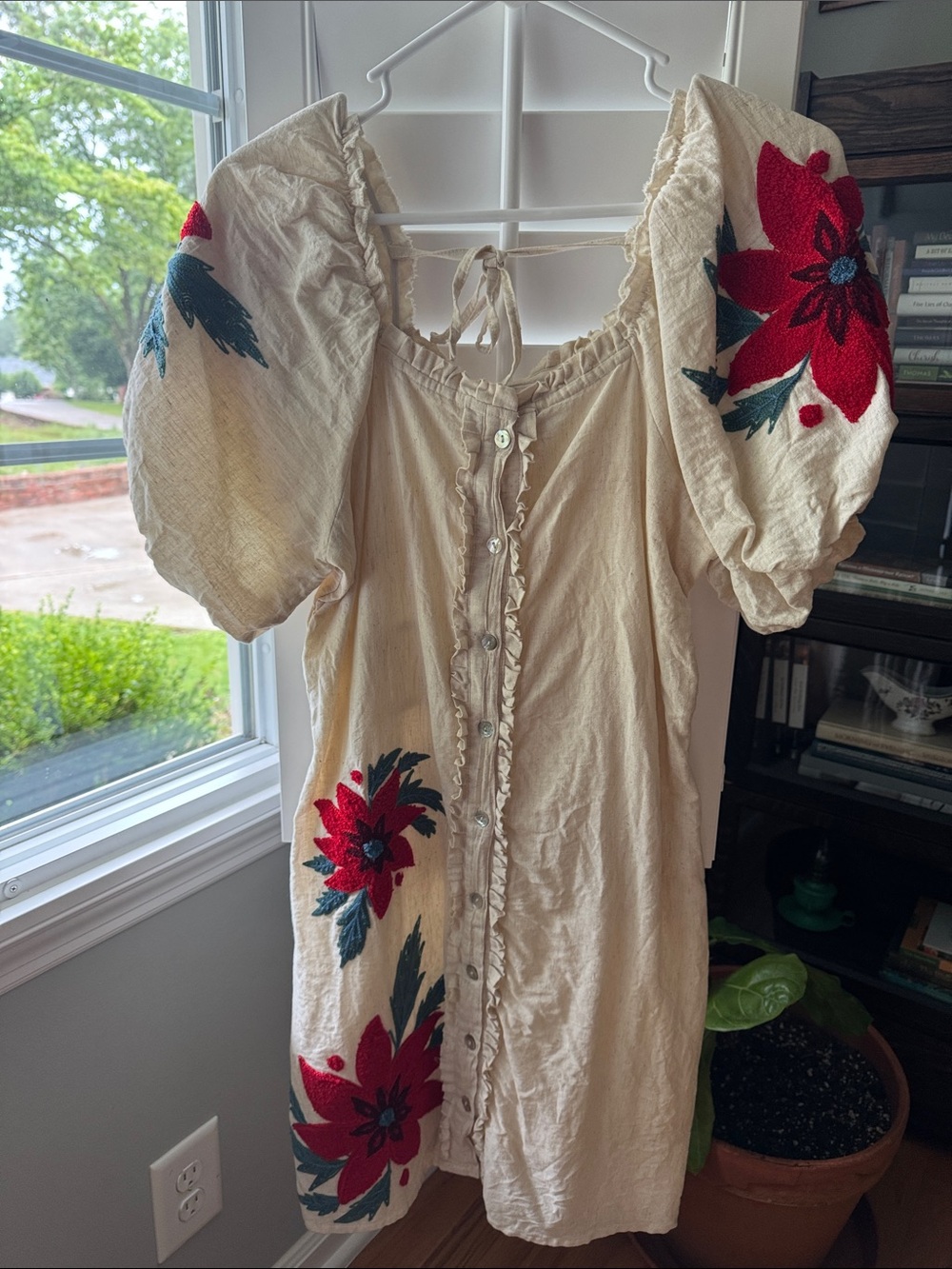 Cream Embroidered Puff-Sleeve Mini Dress with Red Floral Detail
